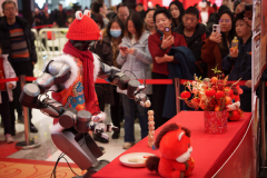 <b>间接扣问(由马斯克开辟的)人工智能格罗克”</b>